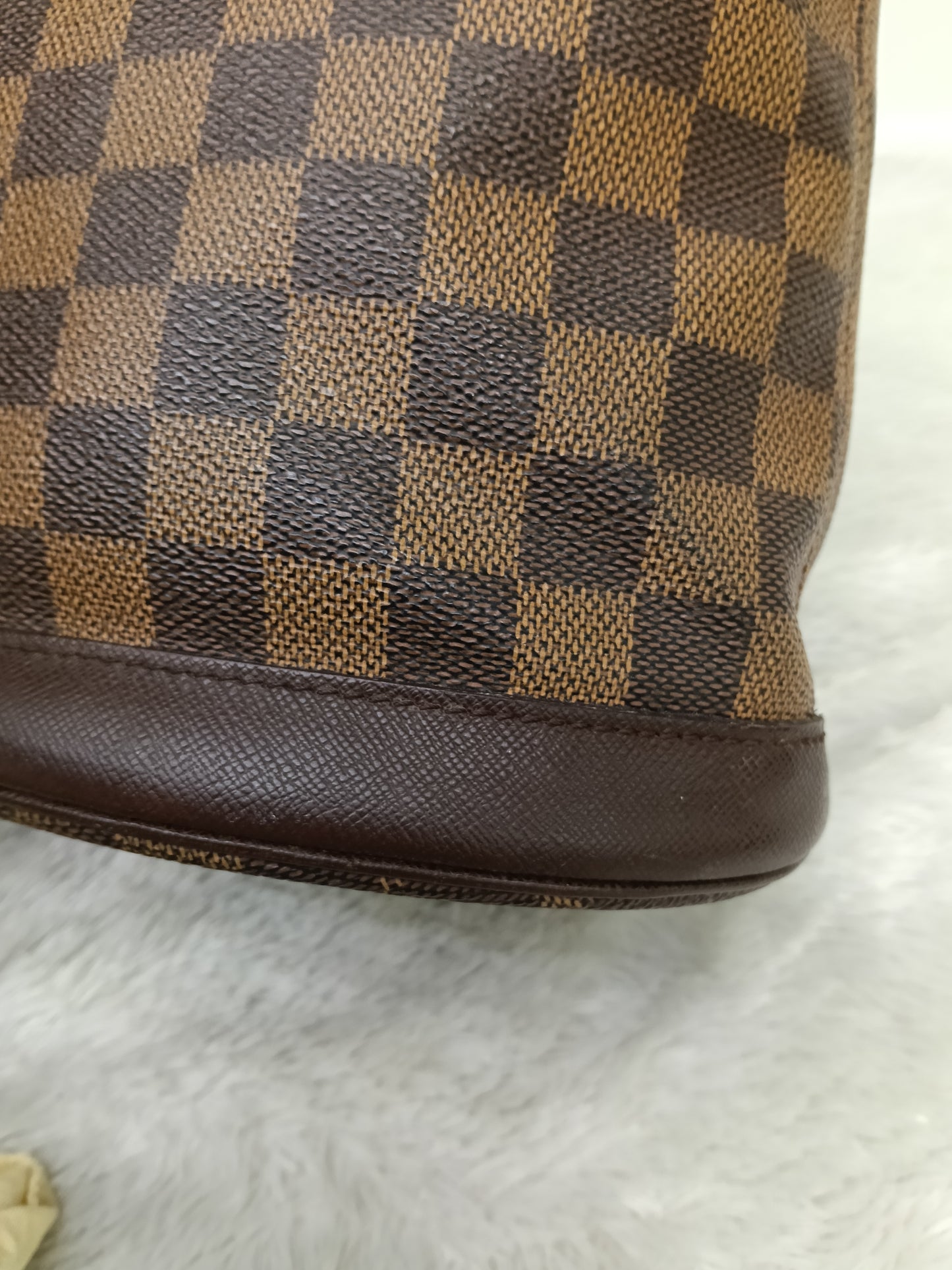 LV Marais Bucket Damier