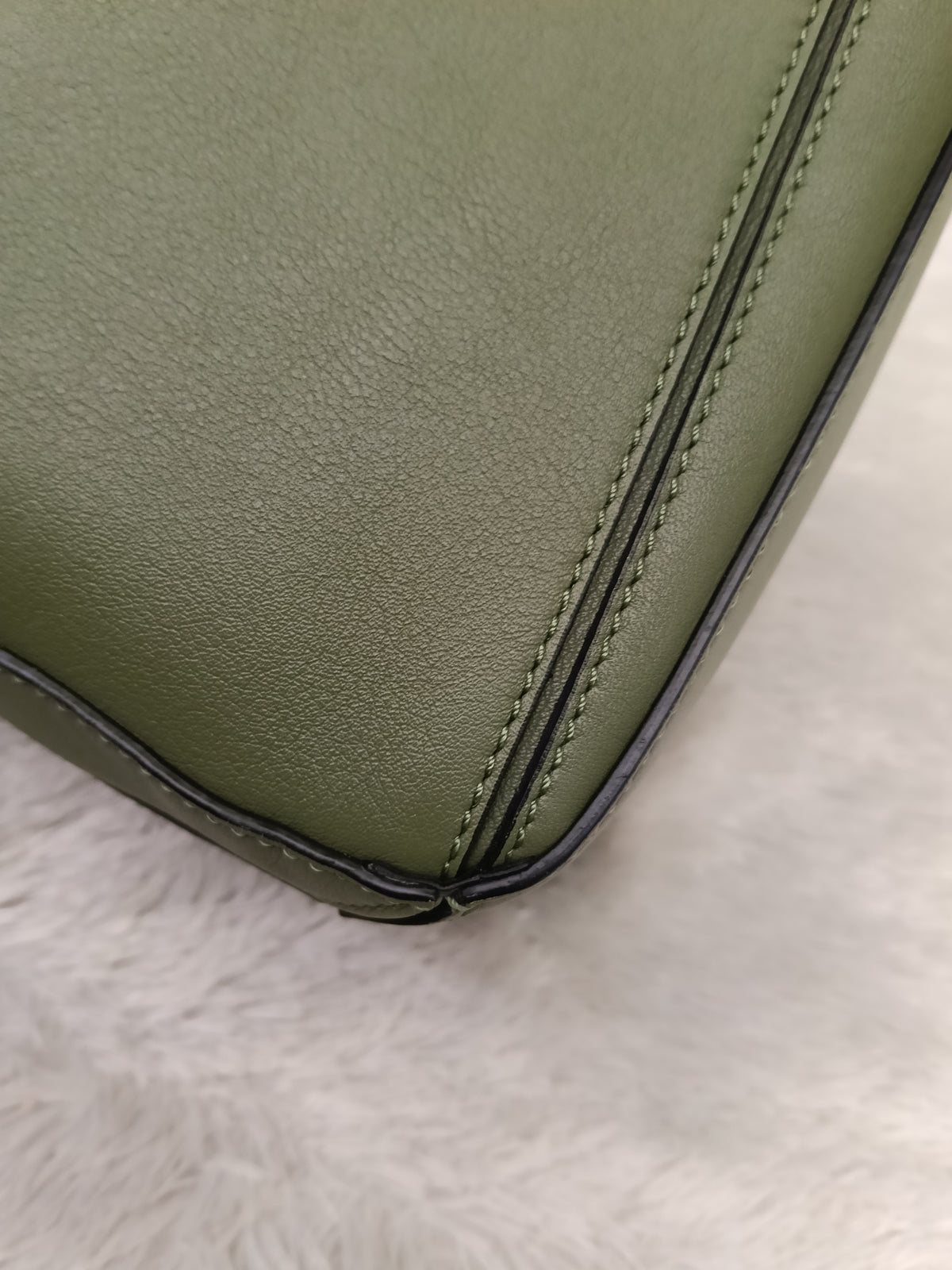 Loewe Puzzle Small Calfskin Avocado SHW 2020