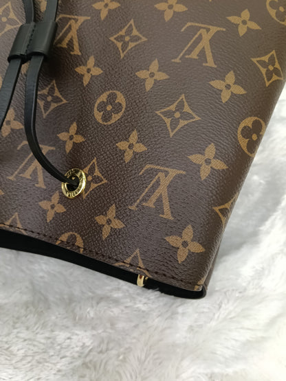 LV Neo Noe MM Monogram Noir 2019