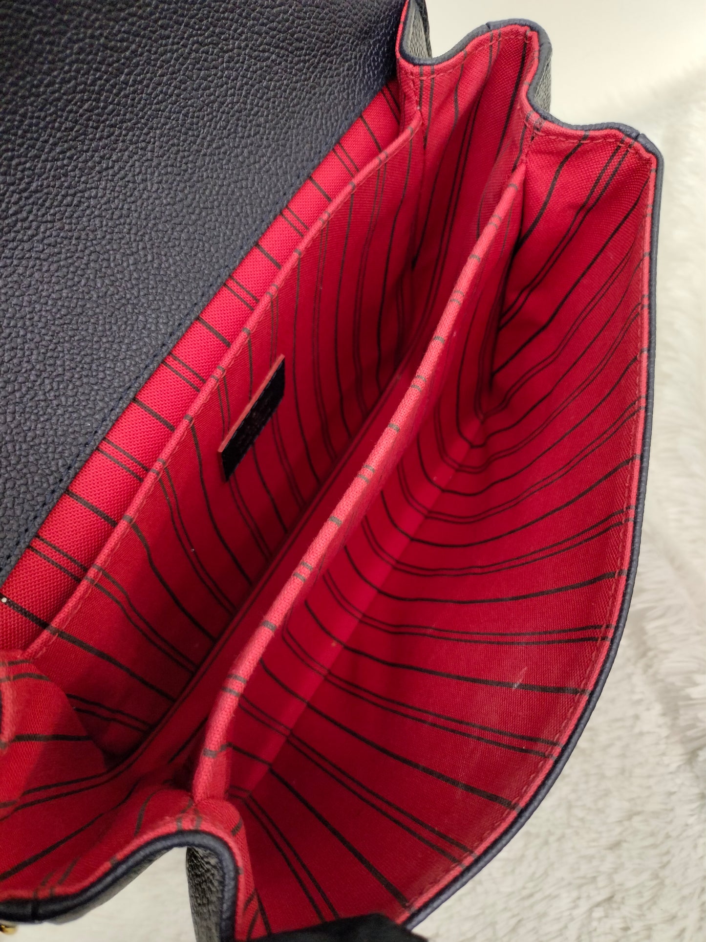 LV Metis Empreinte Marine Rouge Navy 2019