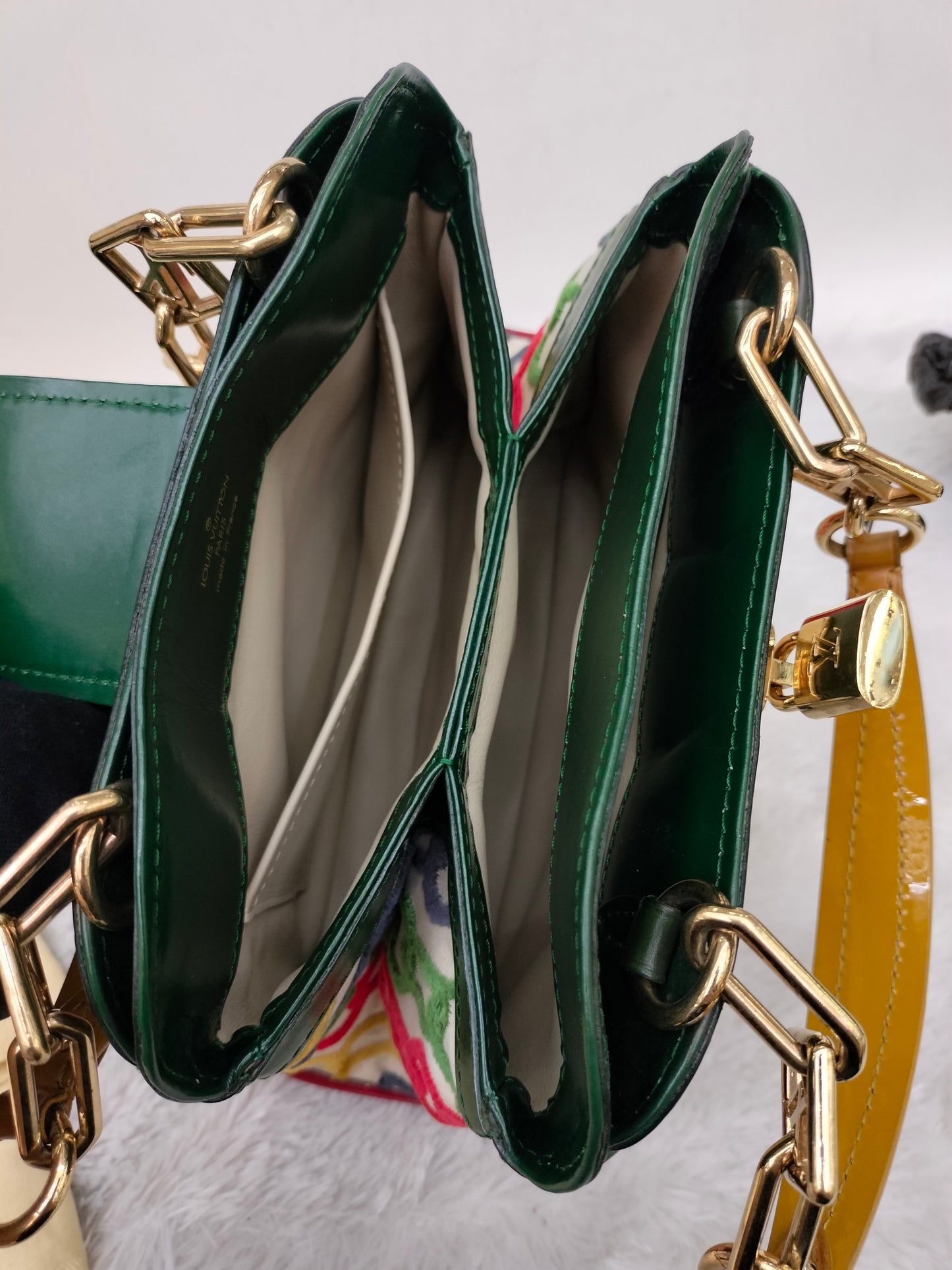 LV Mini Linda Charms Velvet Chains Multicolour 2006