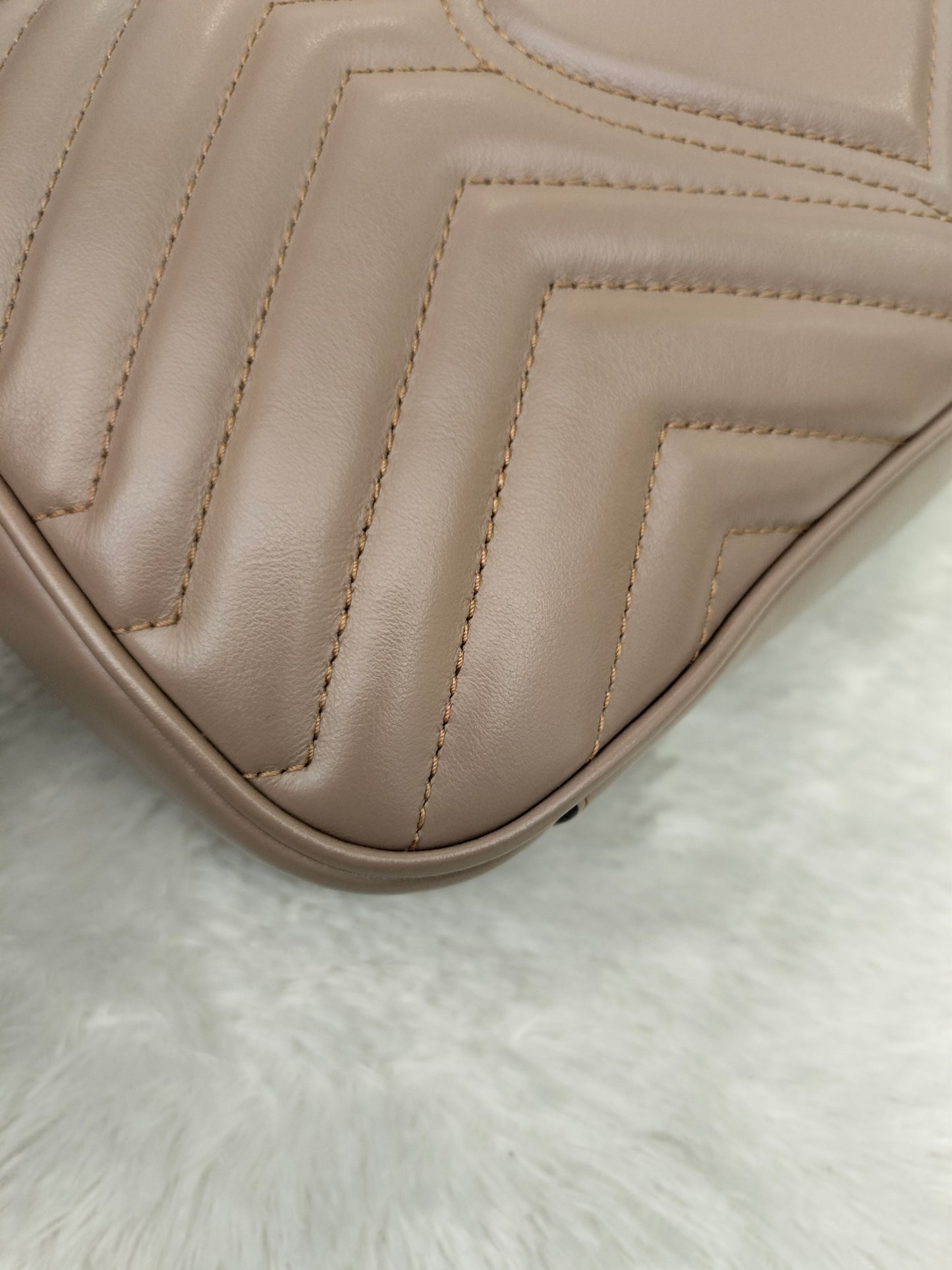 Gucci Marmont Small Nude GHW