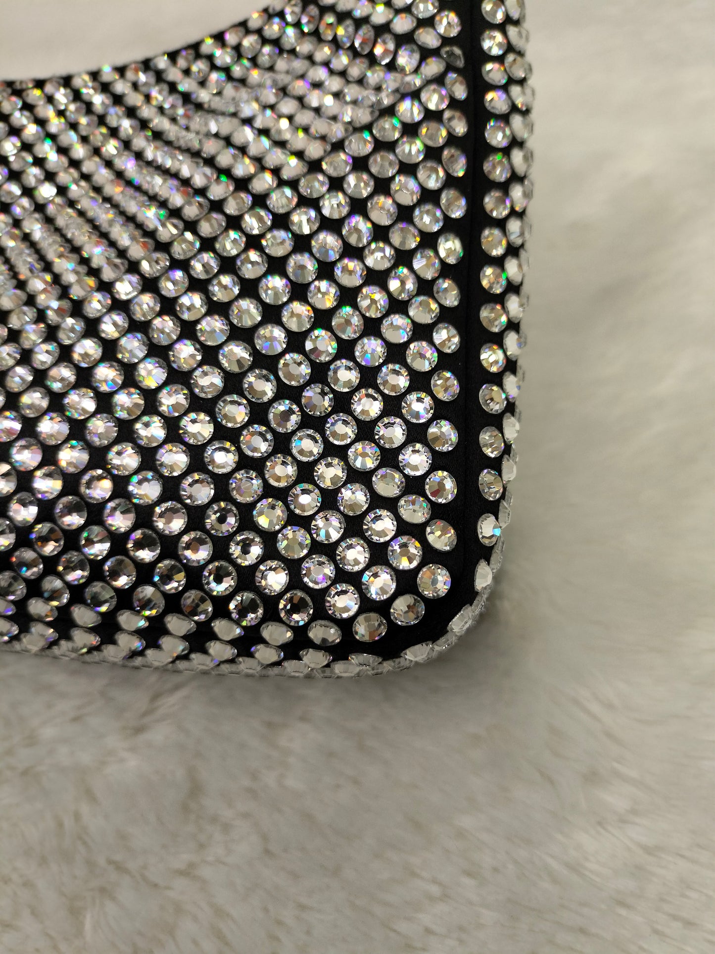 *Neverbeen Used* Prada Re-Edition Crystal Black SHW 2022