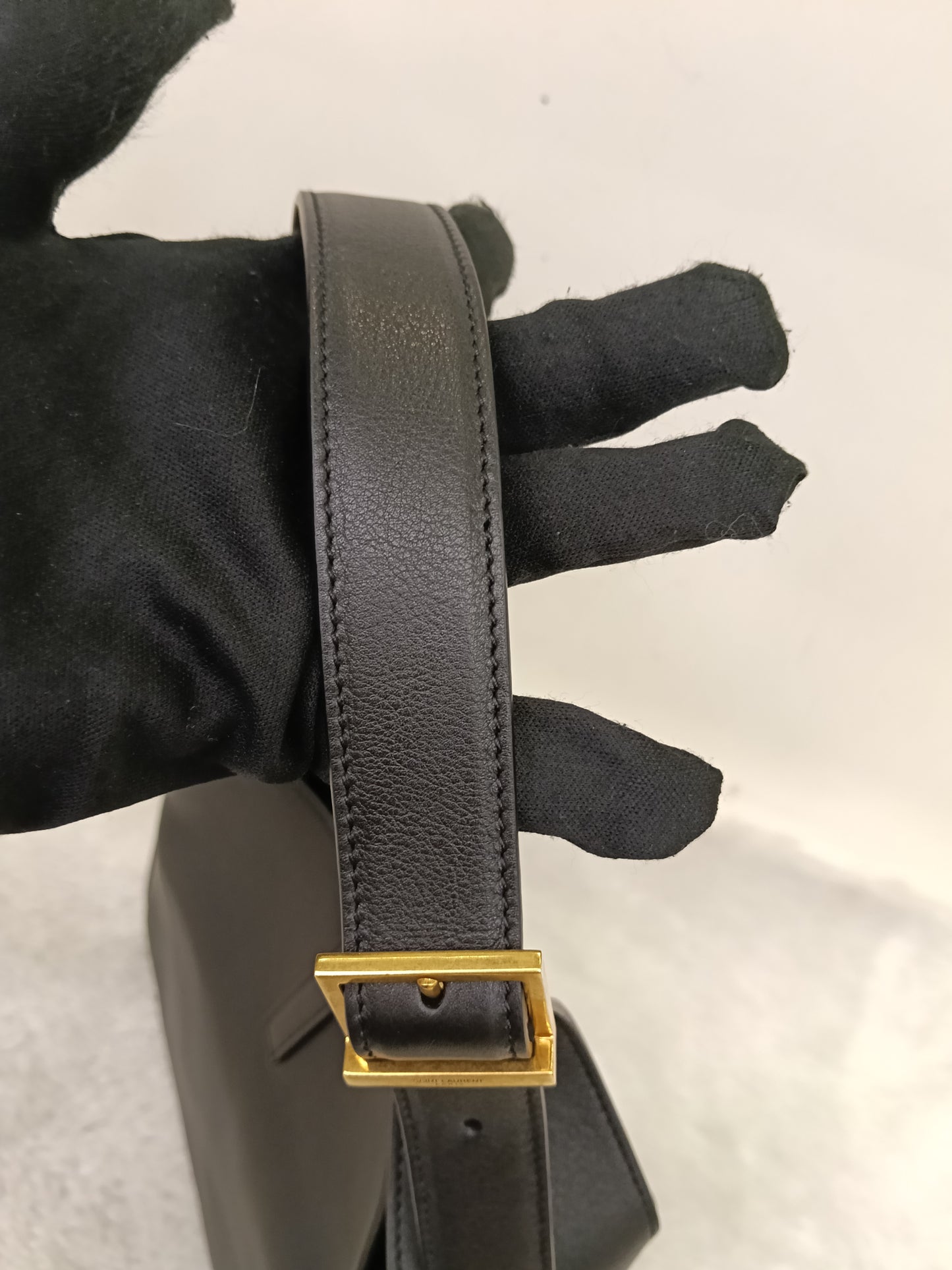 YsL Le 5 A 7 Supple Small Calfskin Black GHW 2026