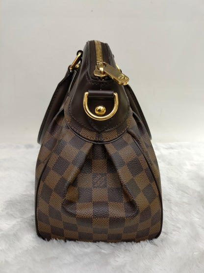 LV Trevi PM Damier 2009