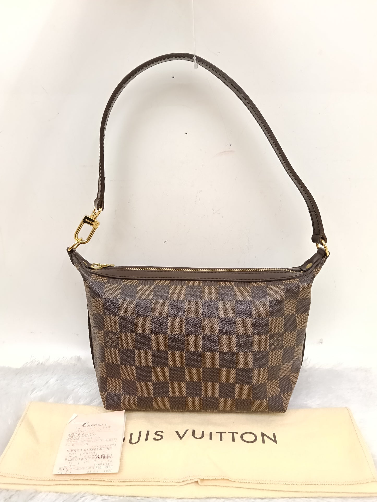 LV Illovo PM Damier 2005