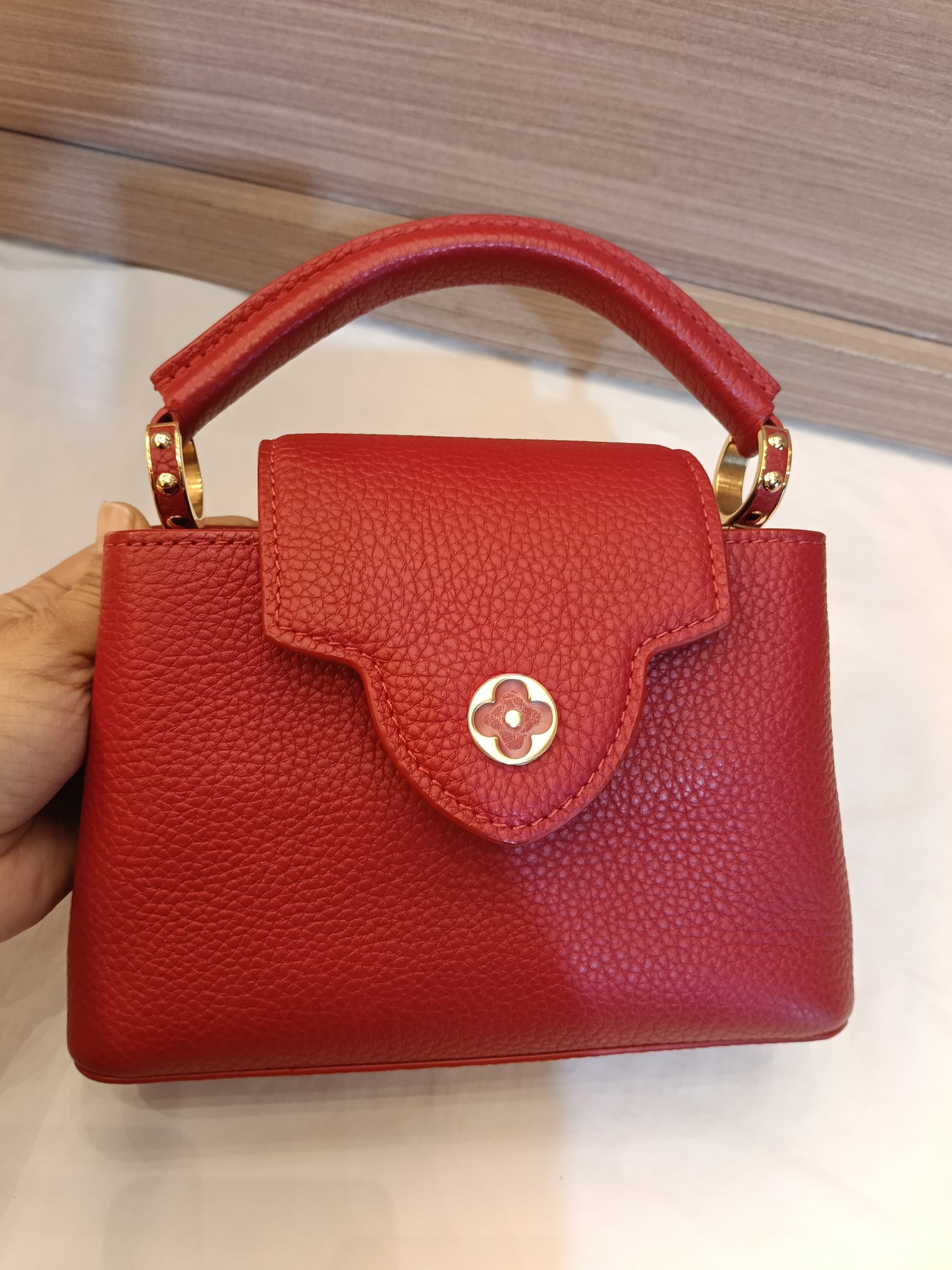 LV Capucines Mini Taurillon Scarlet 2020
