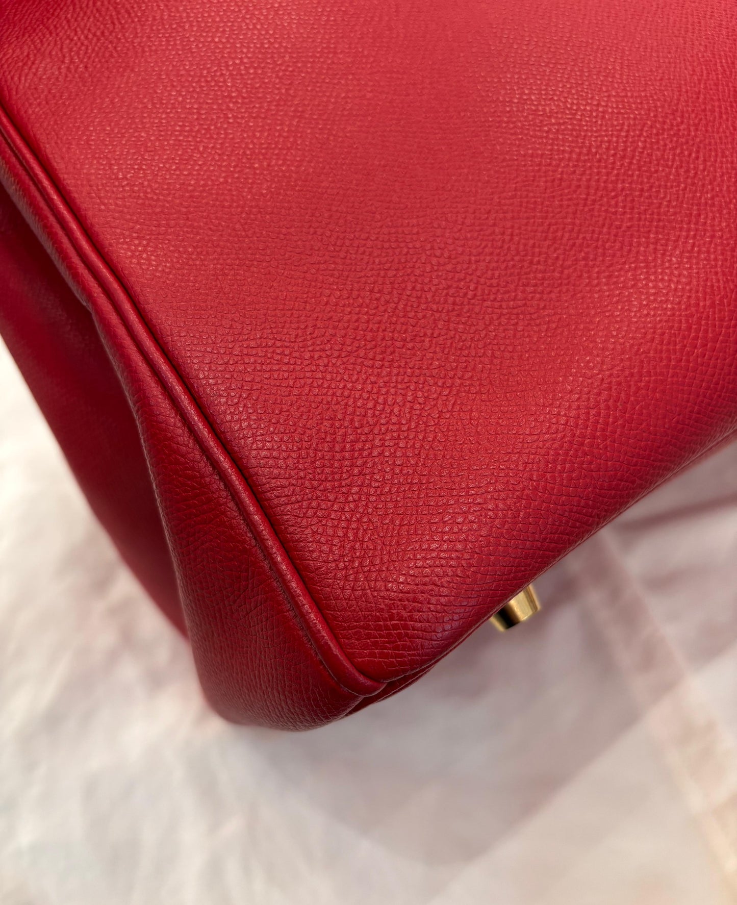 B35 Epsom Ferrari Red GHW #G square