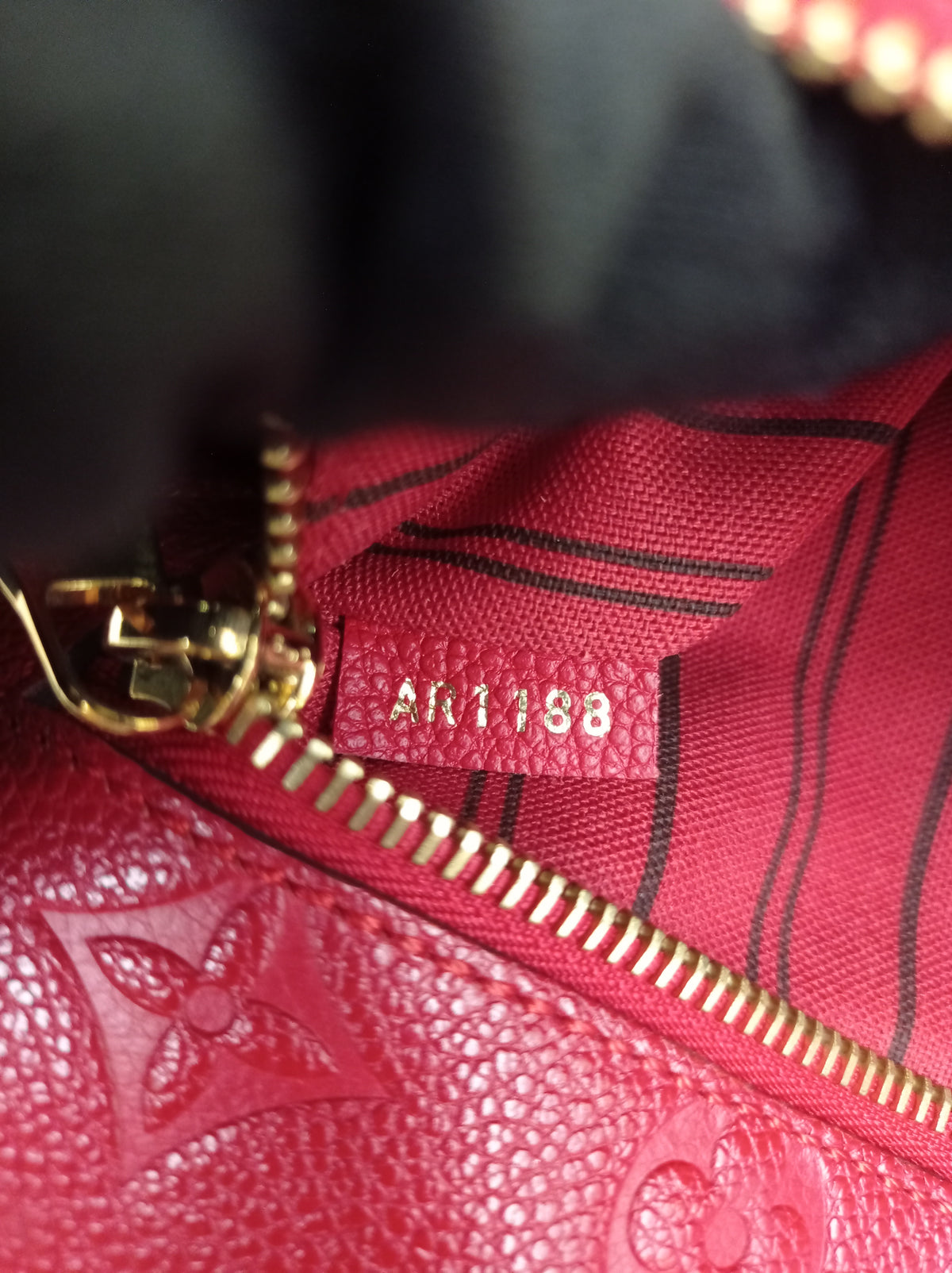LV Metis Empreinte Cerise 2018