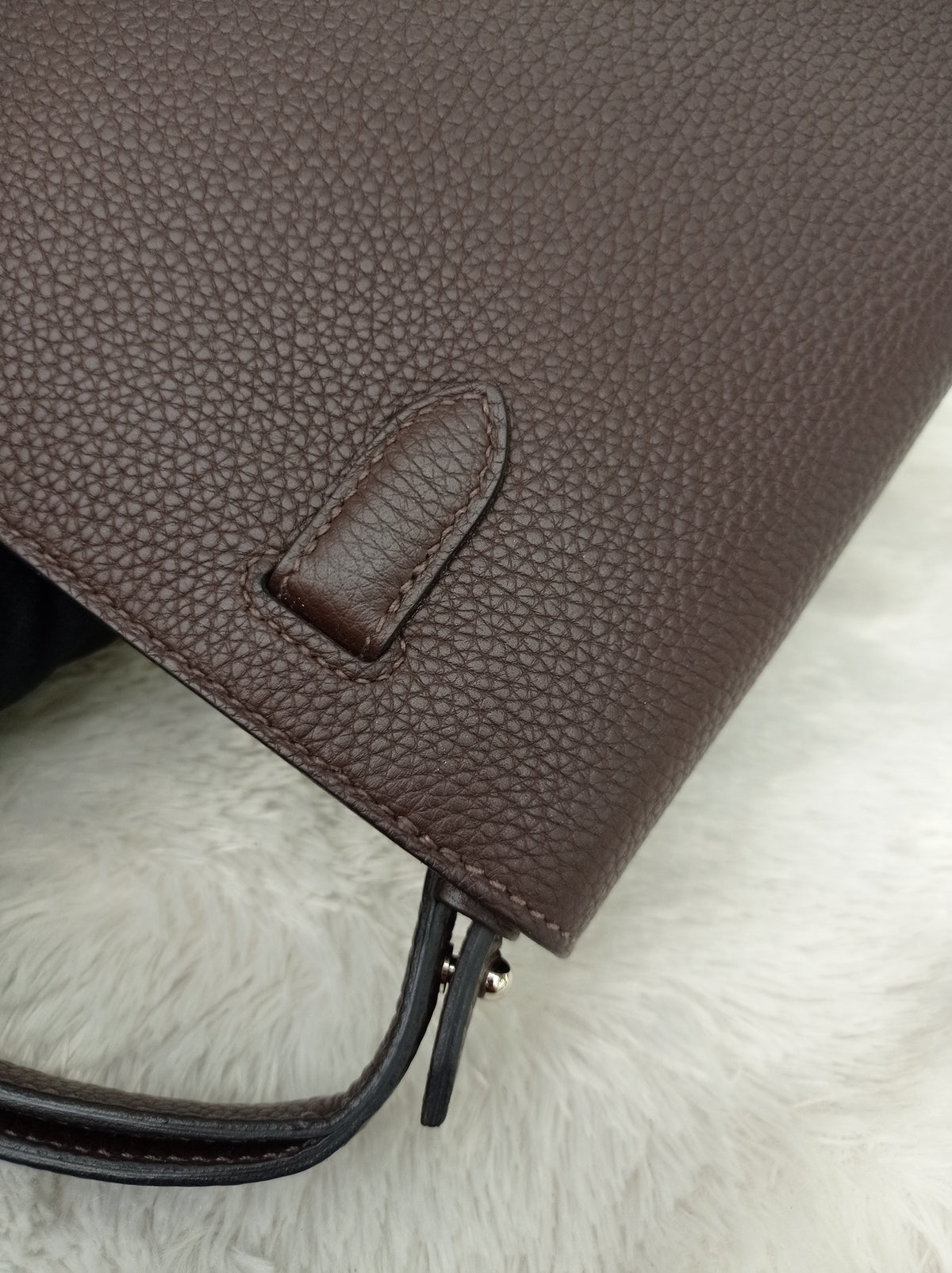Hermes Kelly Depeche Pochette 25 Togo Ebene PHW #Y