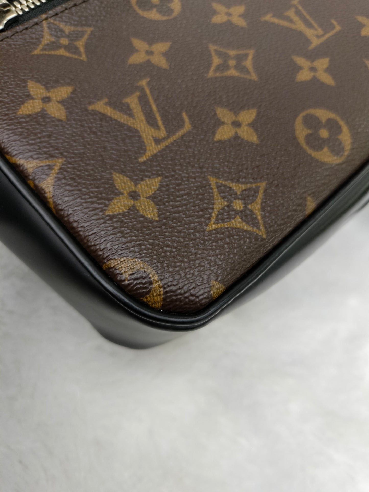 LV Kasai Monogram Macassar 2016