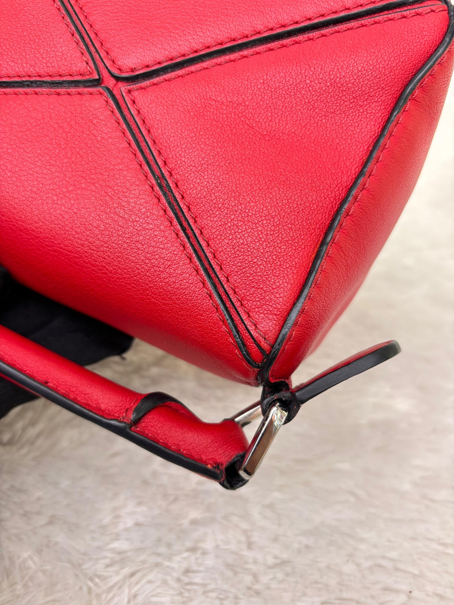 Loewe Puzzle Mini Red SHW 2018