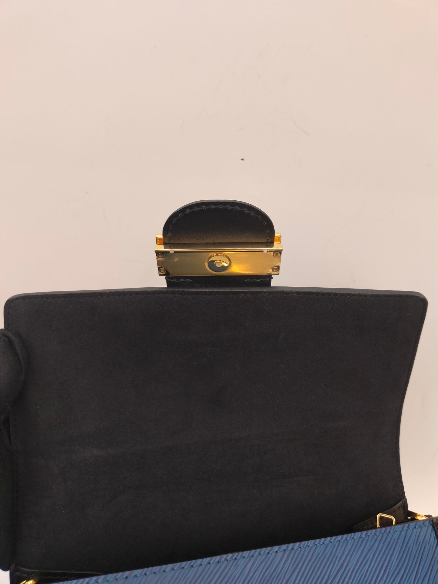LV Dauphine NV MM Epi Navy Noir 2020