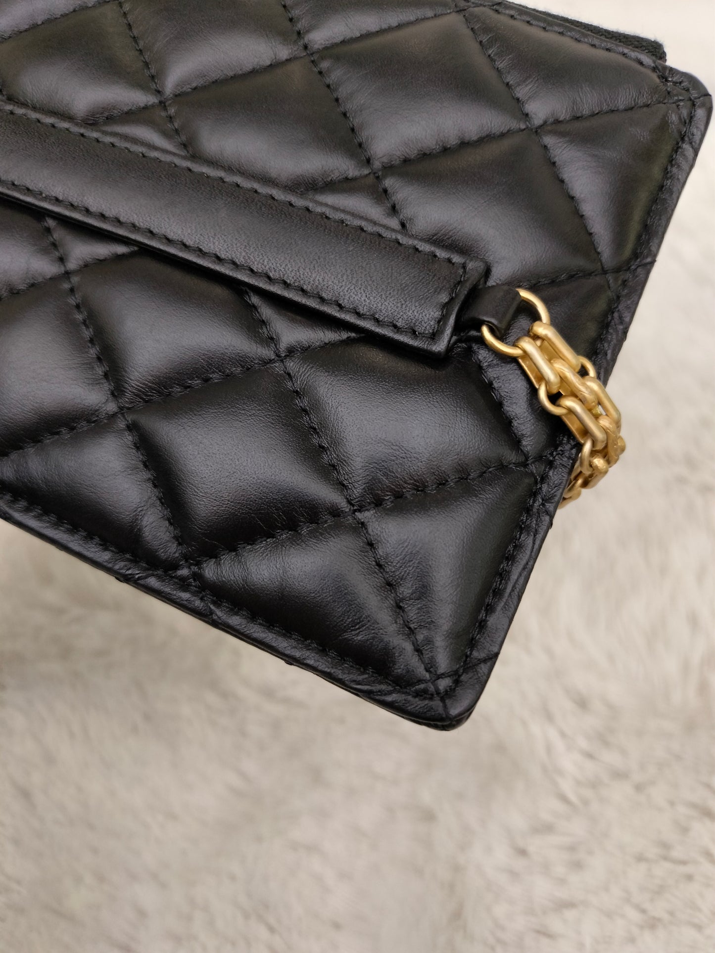 Chanel Reissue Phone Case Small Calfskin Black GHW #30