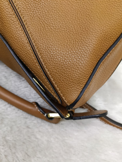 Loewe Puzzle Small Grained Caramel SHW 2020