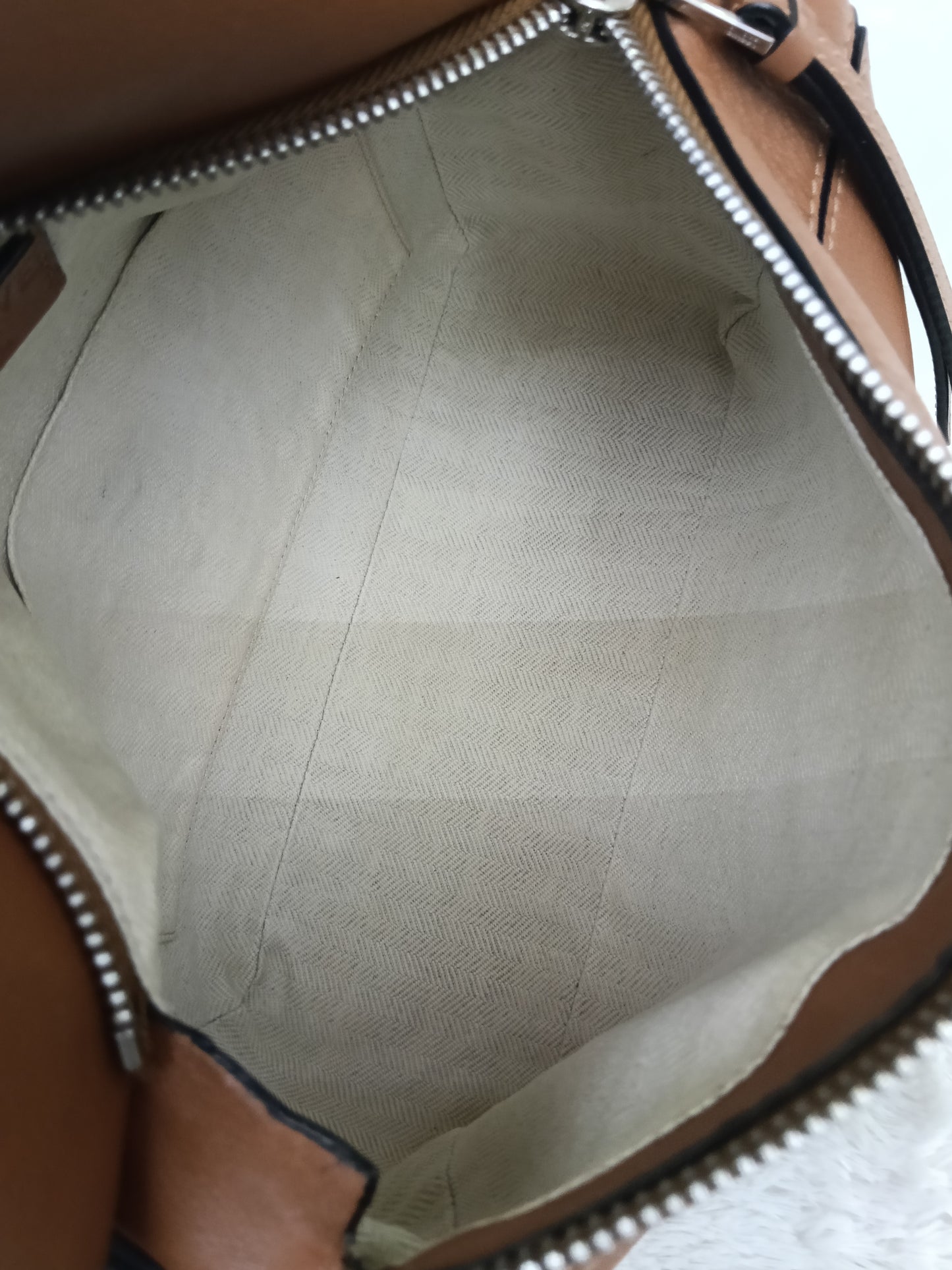 Loewe Puzzle Calfskin Small Tan SHW 2022