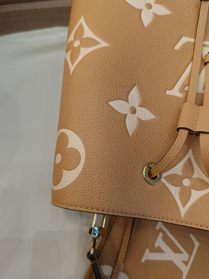 LV Neo Noe Monogram Empreinte Giant Arizona Beige (CHIP)