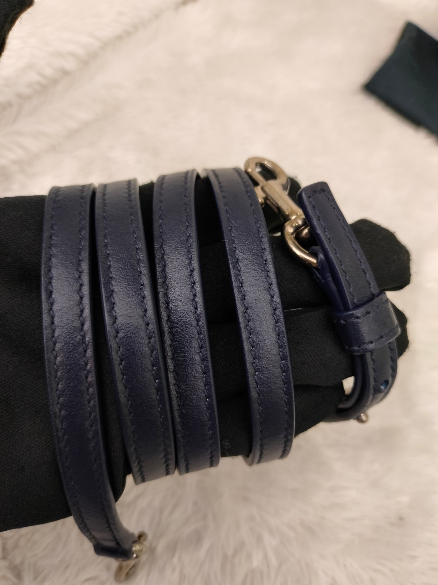 YsL Lou Lou Toy Lamb Navy SHW 2017