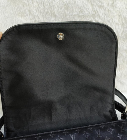 LV Conte de Fees Musette Black Silk Monogram 2002