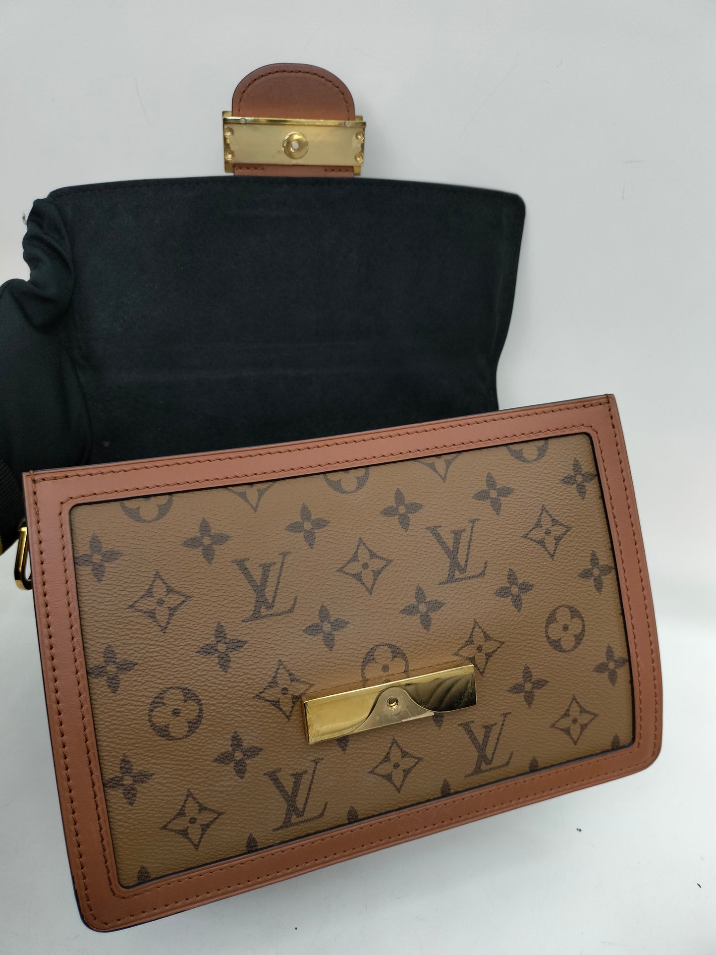 LV Dauphine MM Monogram Reverse (CHIP)