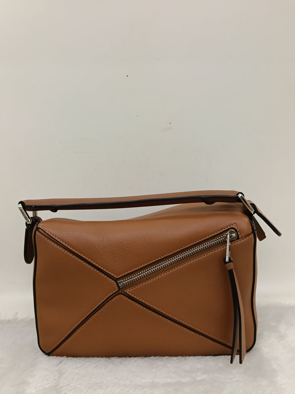 Loewe Puzzle Small Calfskin Tan SHW 2020