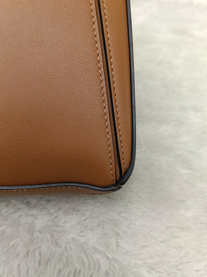Loewe Puzzle Small Calfskin Tan SHW 2021