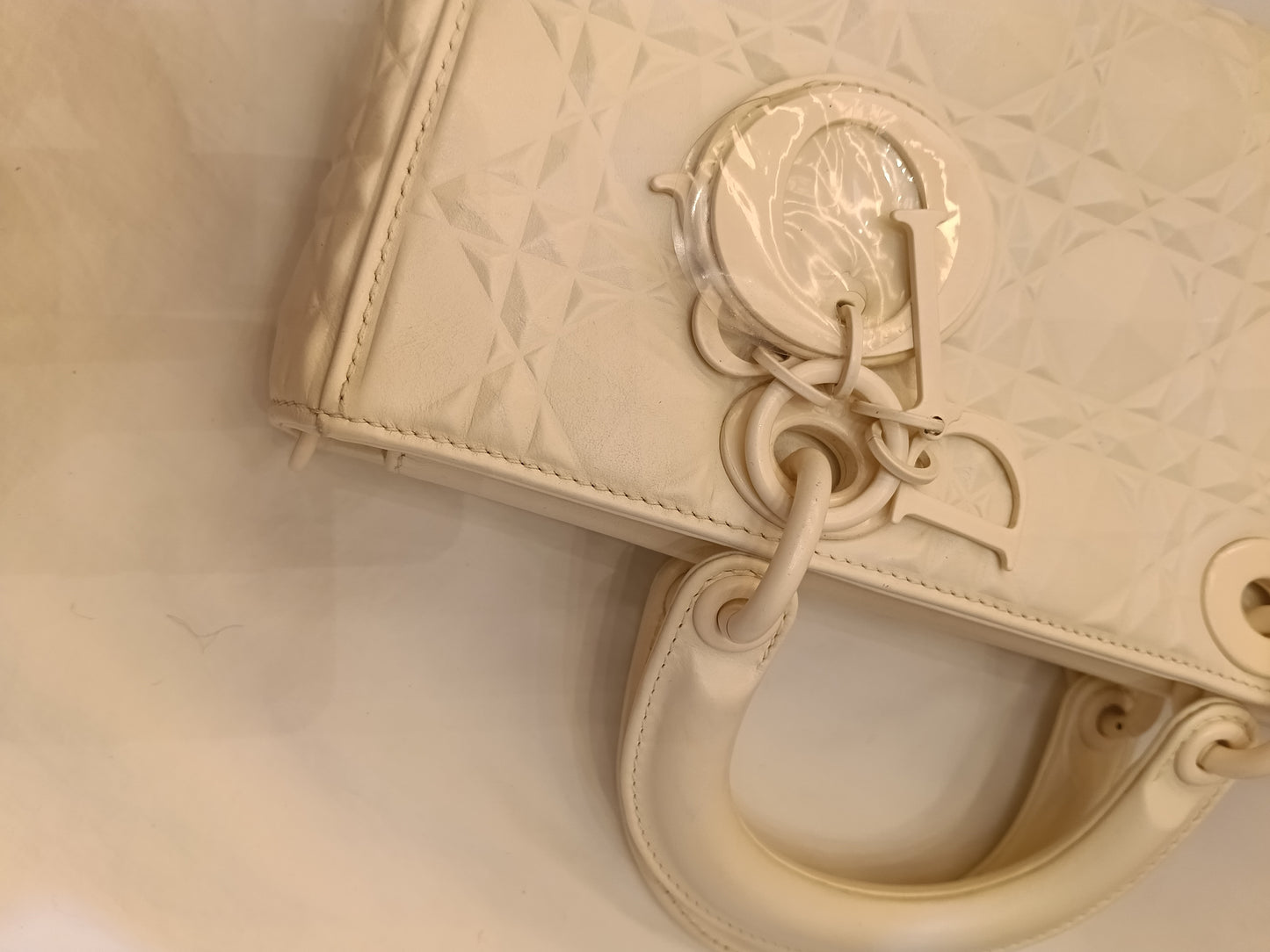 Dior Lady D'Joy Medium Cannage Diamond Latte 2022