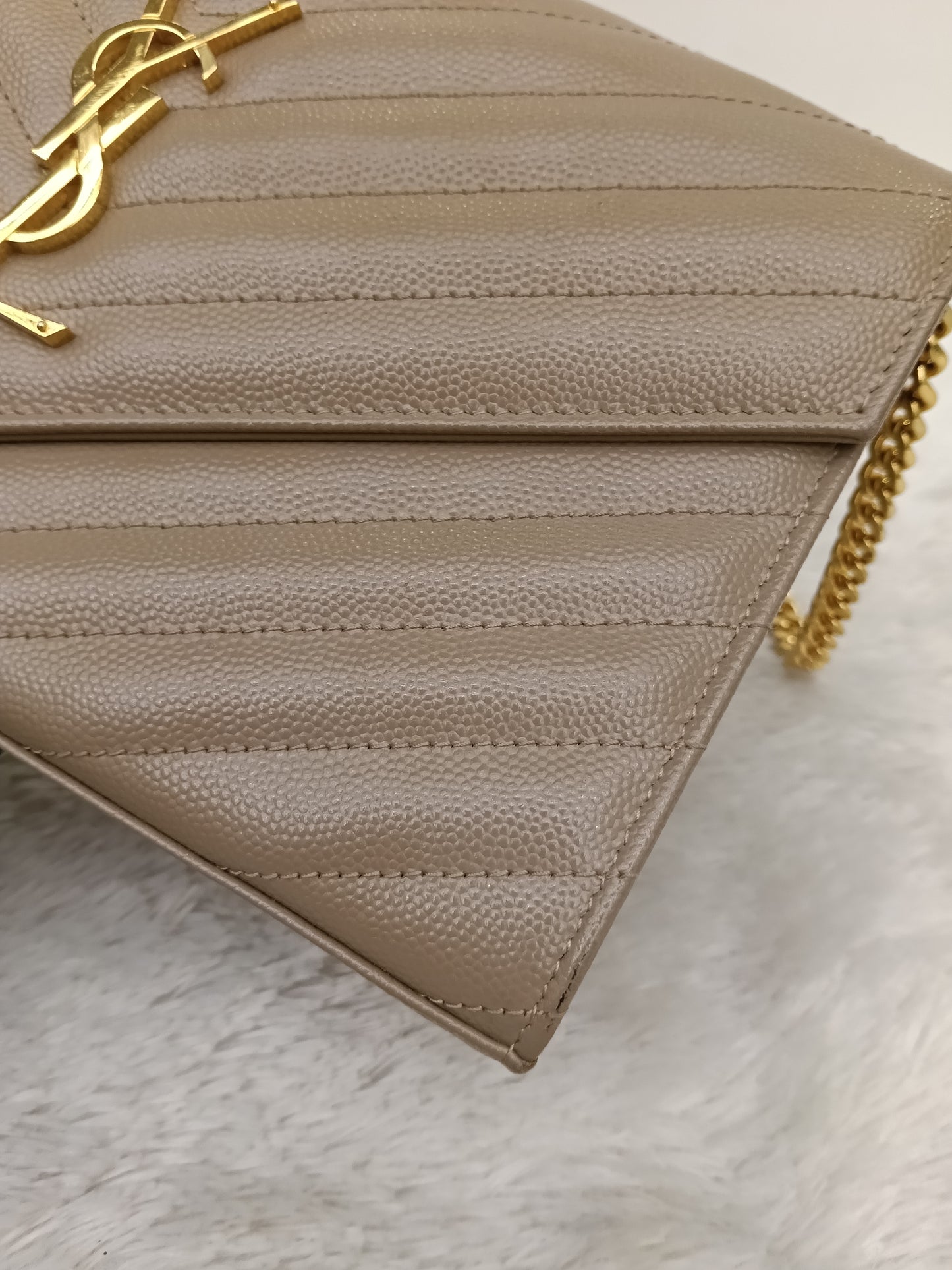 YsL WOC 22 Cassandre Chevron Grained Dusty Grey GHW 2019