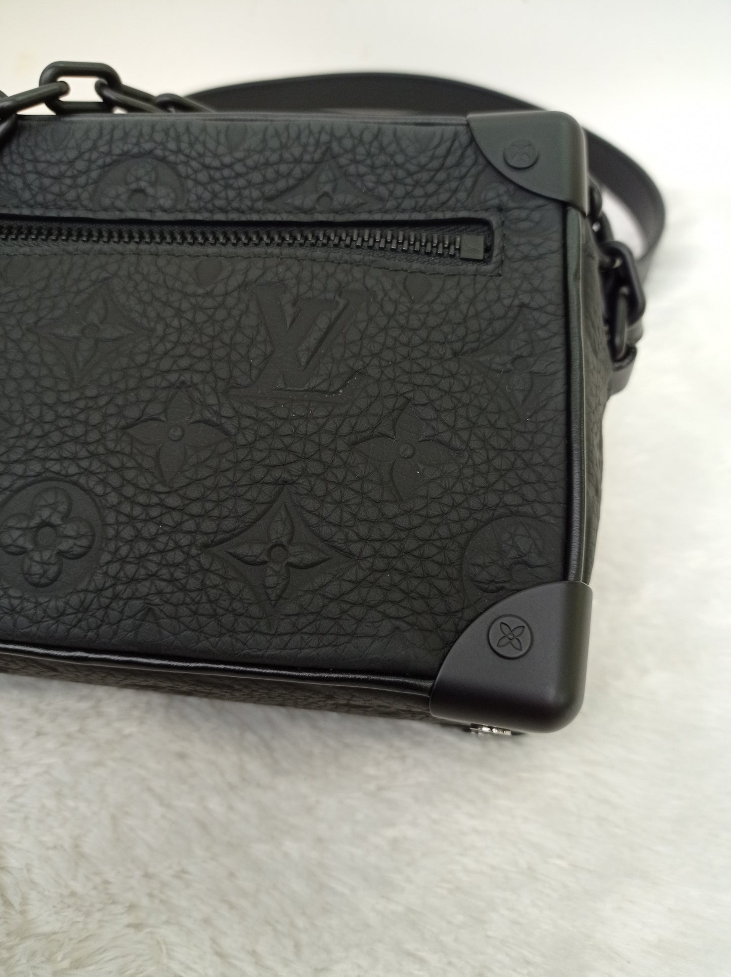 LV Mini Side Trunk Taurillon Monogram Noir 2021 (CHIP)