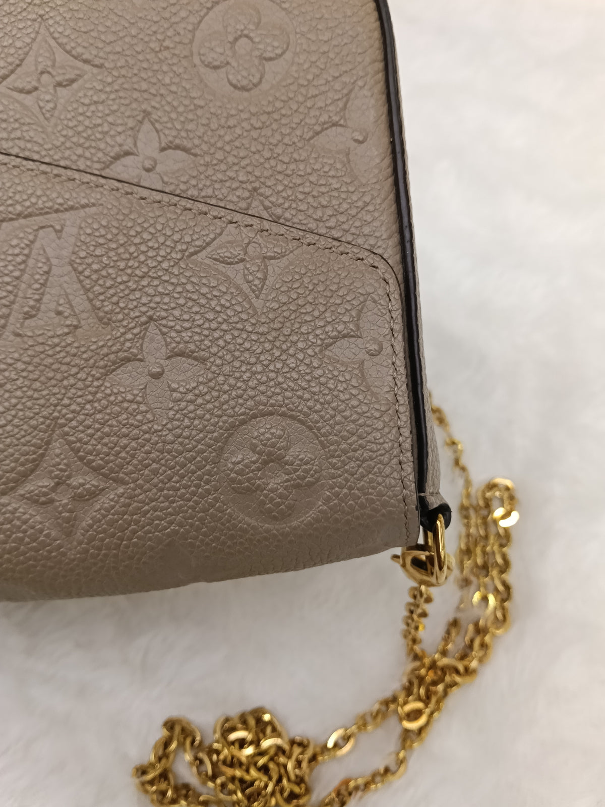LV Felicie GM Monogram Empreinte Tourterelle 2020