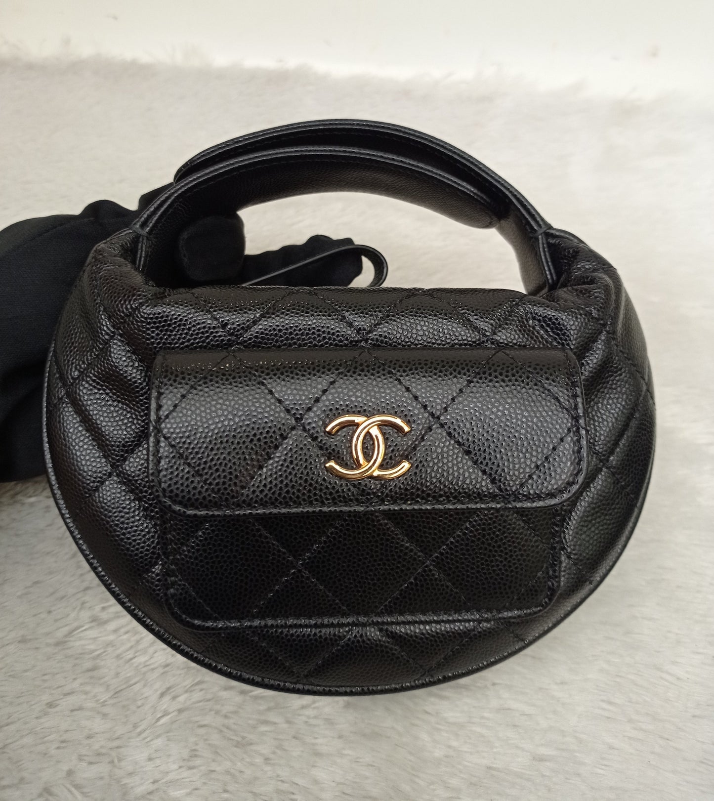 Chanel Polly Pocket Pouch Hobo Caviar Black GHW (CHIP)
