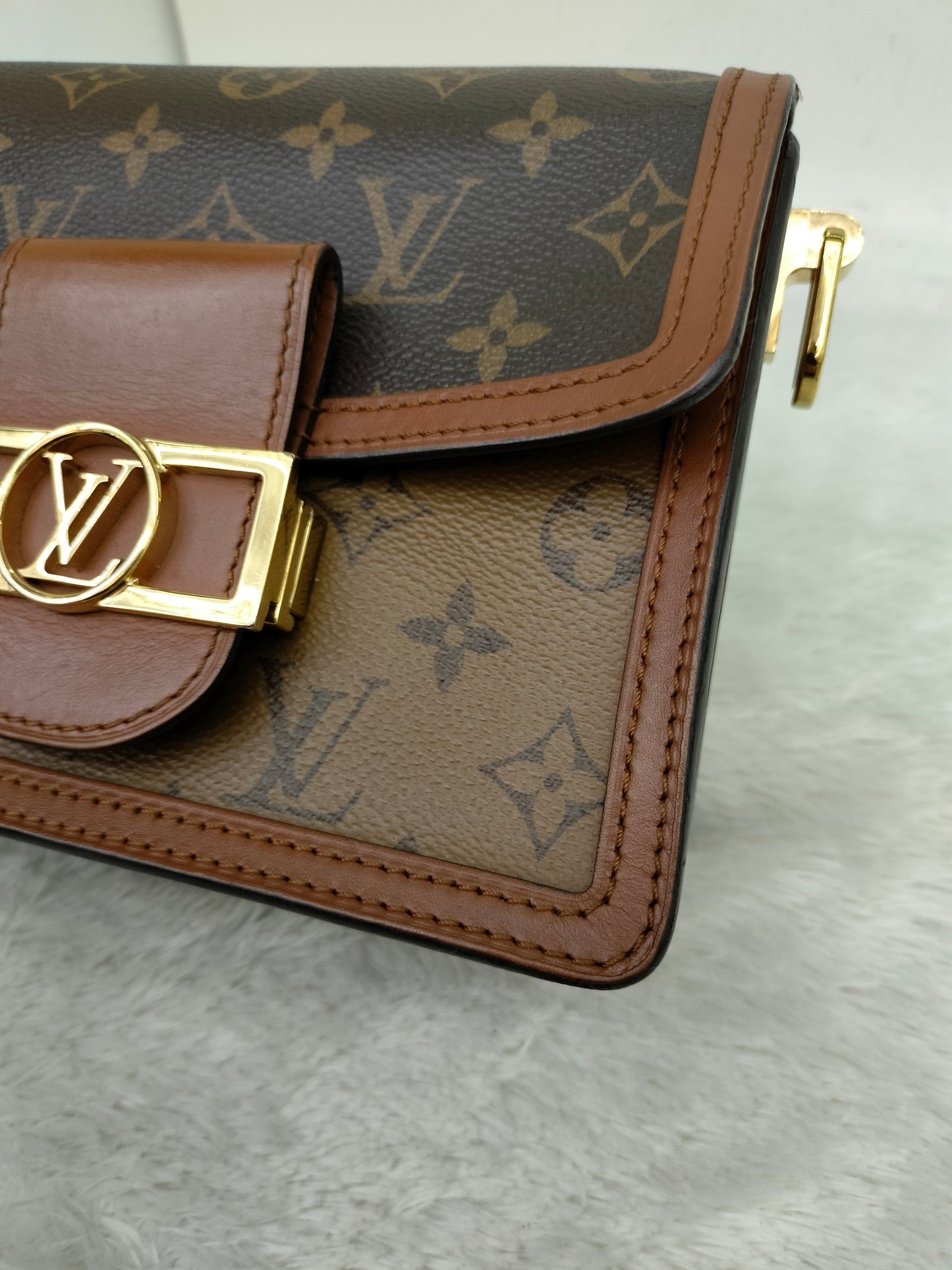LV Dauphine Mini Monogram Reverse 2019