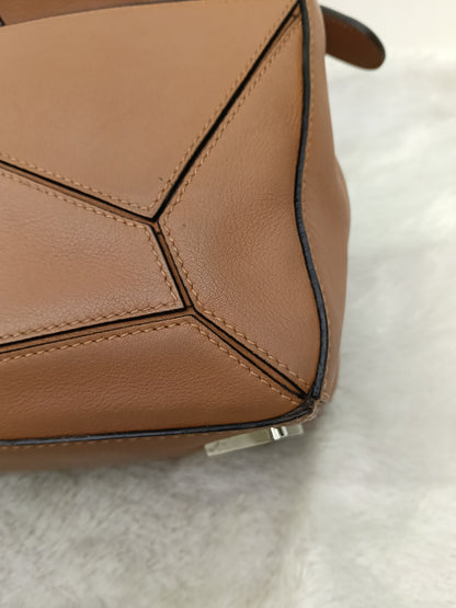 Loewe Puzzle Medium Calfskin Tan SHW 2017