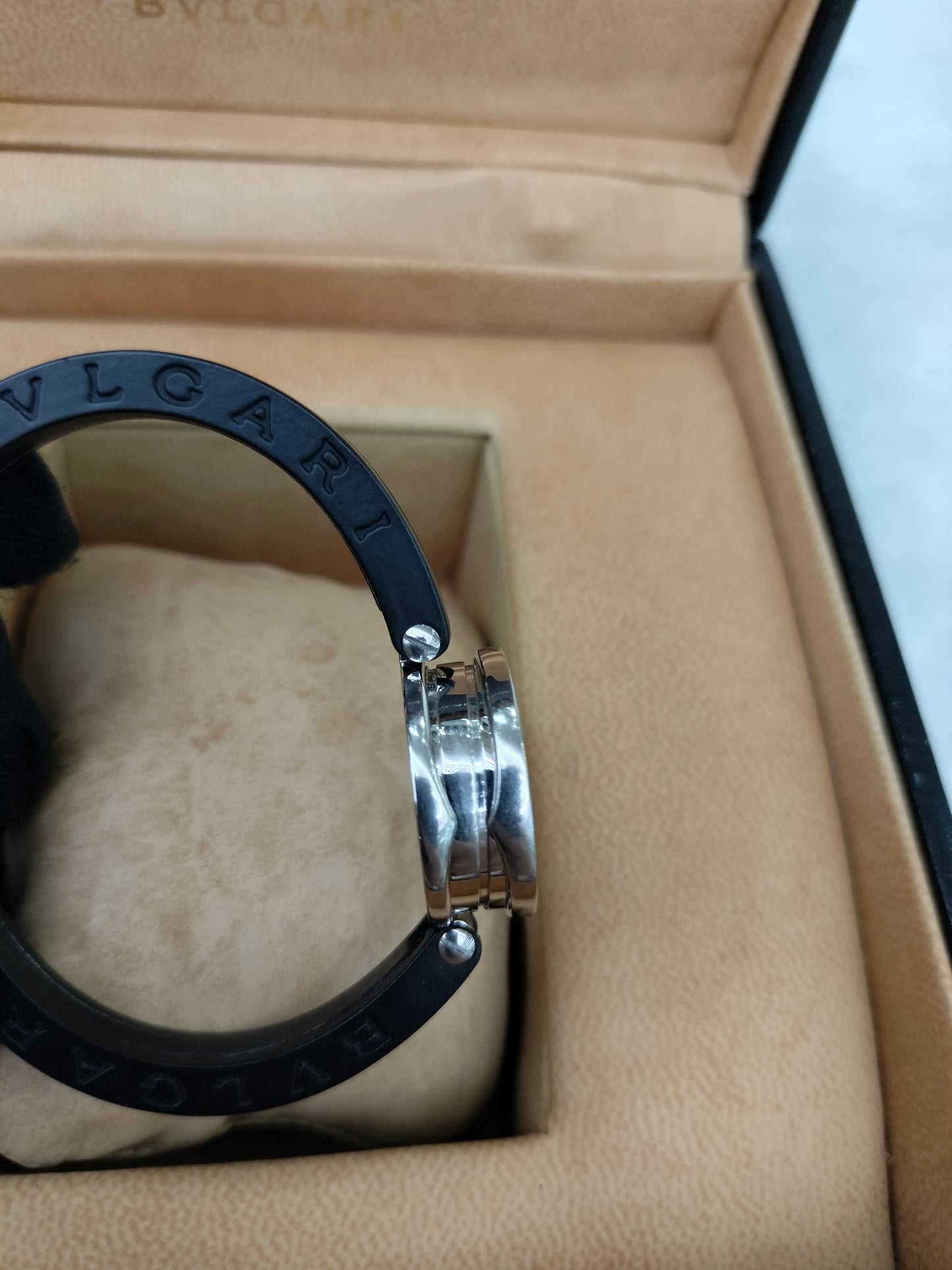 Bvlgari Zero Wrist Watch Black Diamond Bezel
