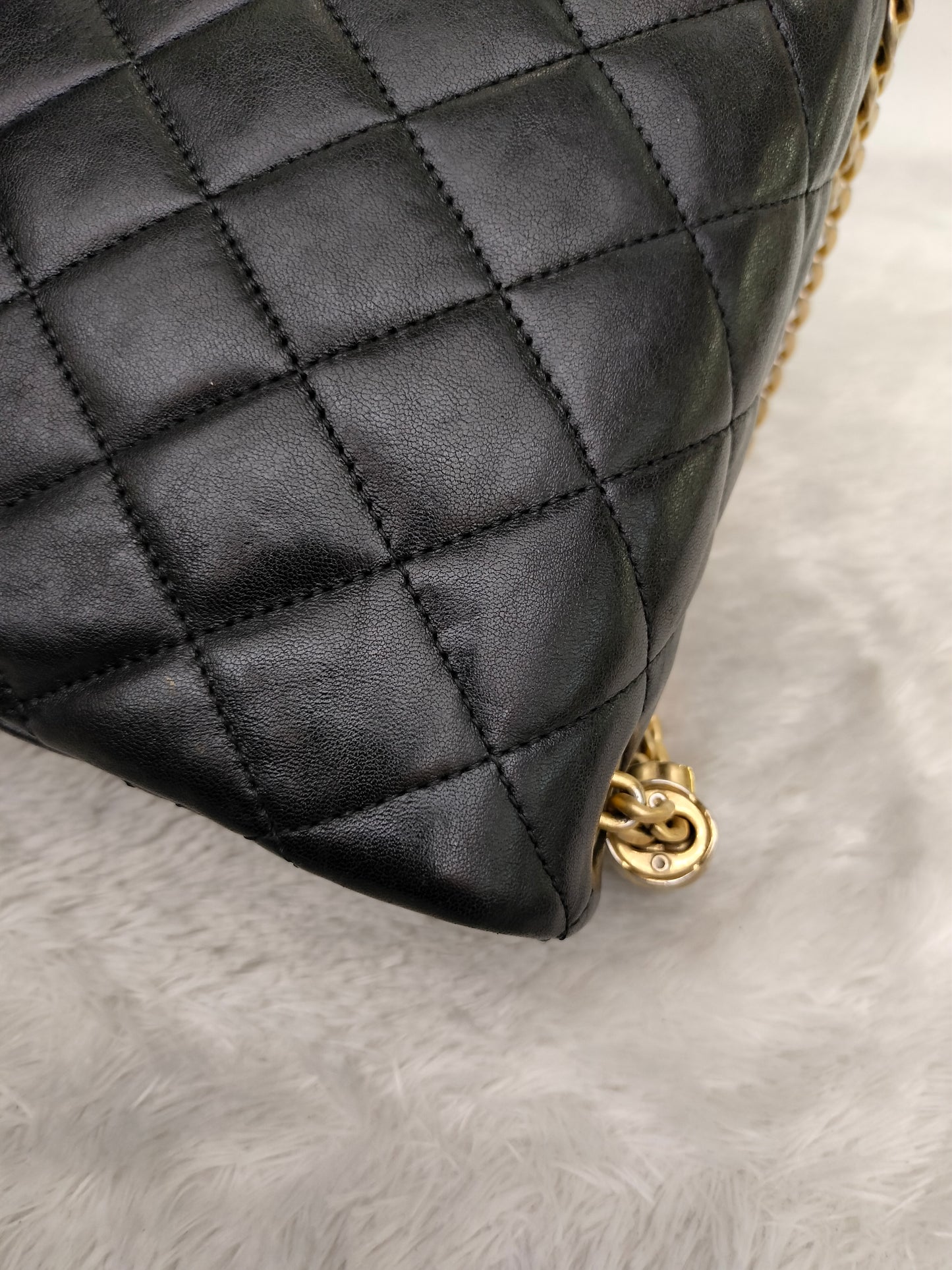 Chanel Small Pillow Crush Flap Lamb Black GHW (CHIP)