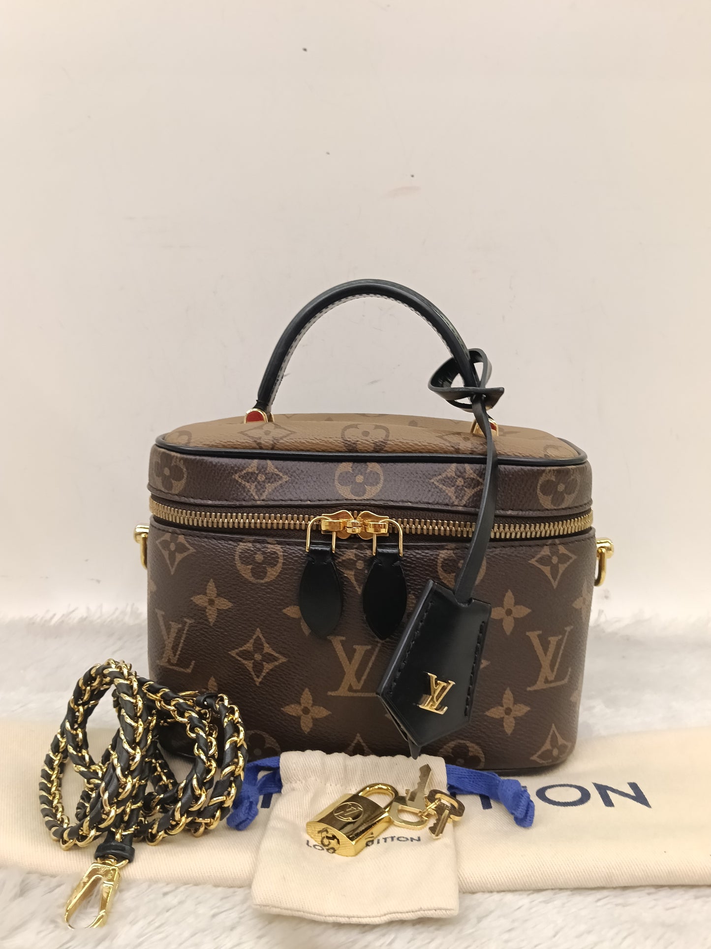 LV Vanity PM Monogram Reverse (CHIP)