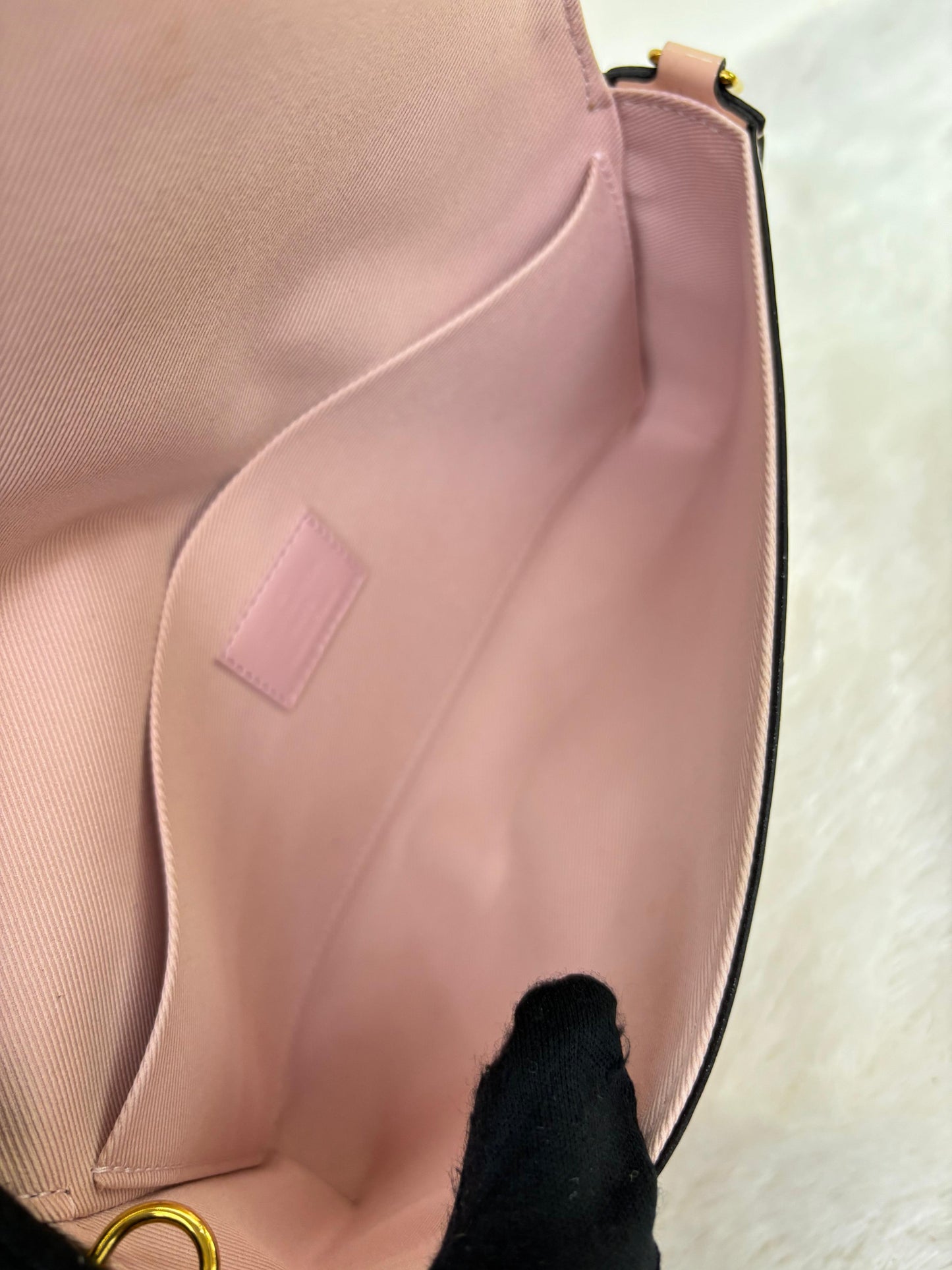 LV Felicie Monogram Vernis Rose Ballerine