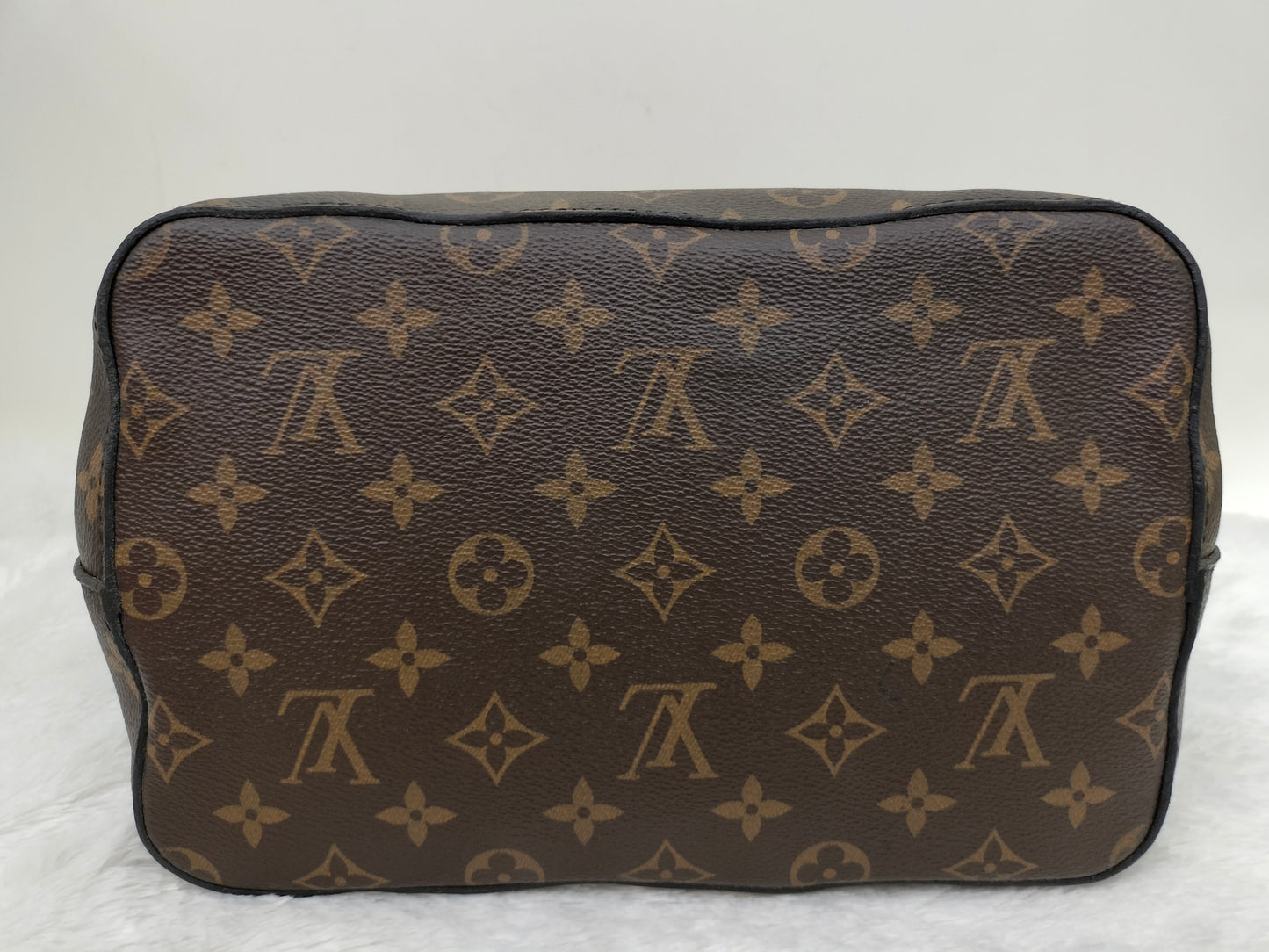 LV Neo Noe Monogram Noir 2017