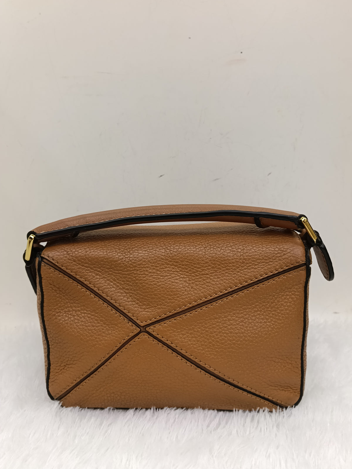 Loewe Puzzle Mini Grained Caramel GHW 2020