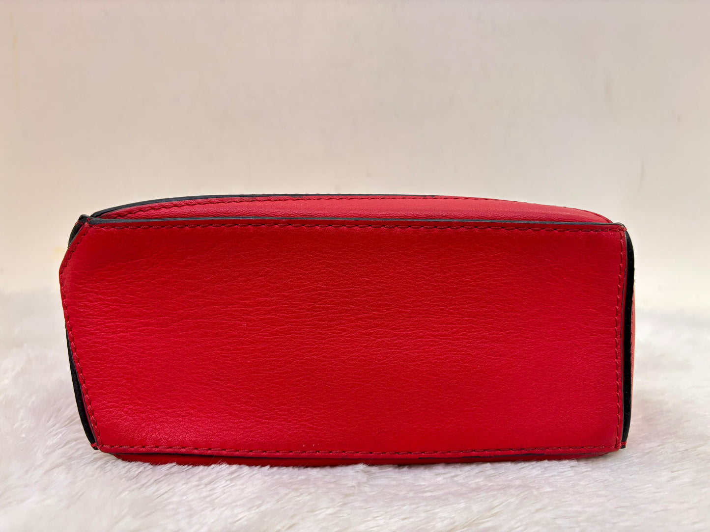 Loewe Puzzle Mini Red SHW 2018