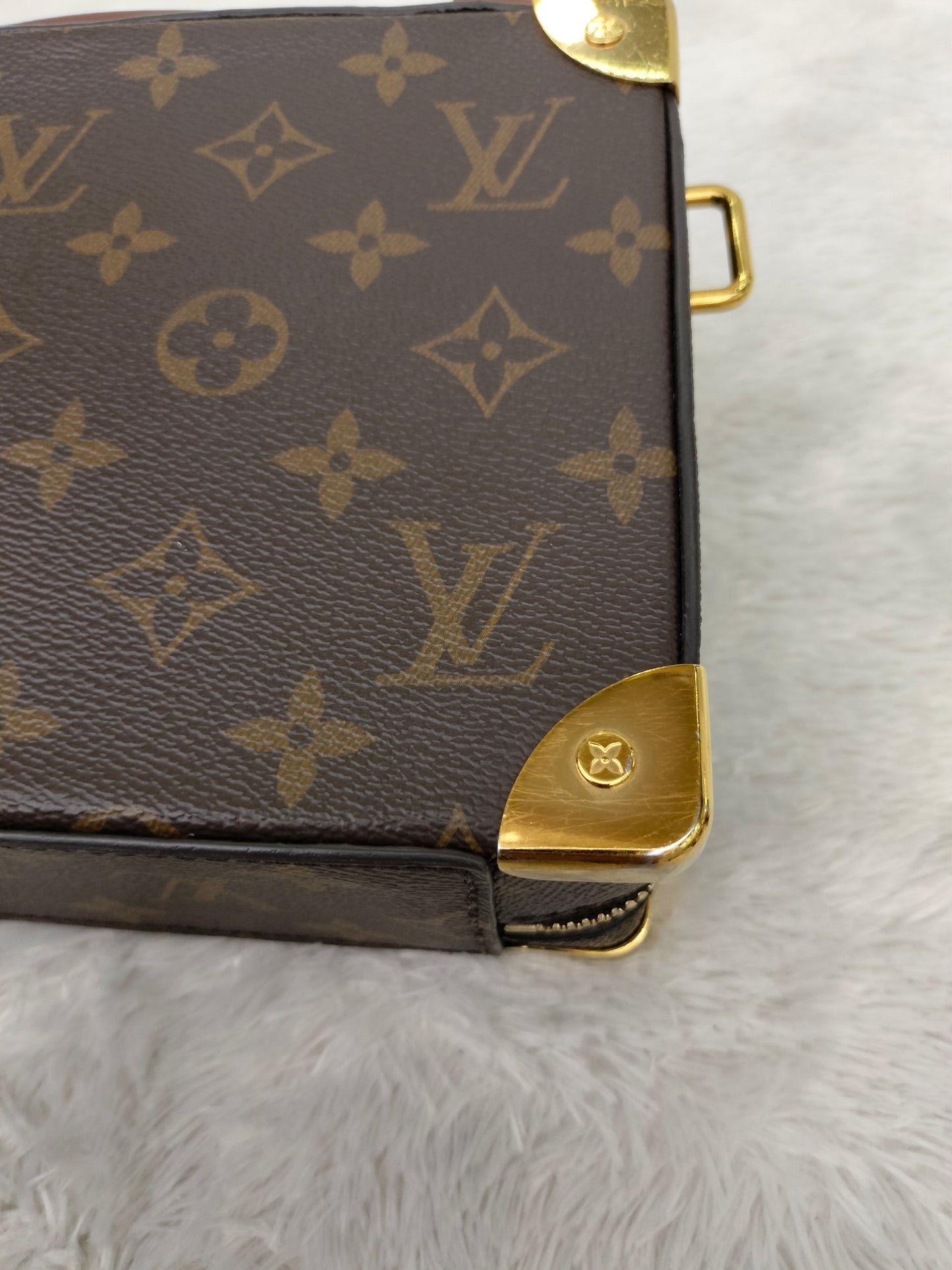 LV Handle Trunk NBA Legacy Monogram (CHIP)
