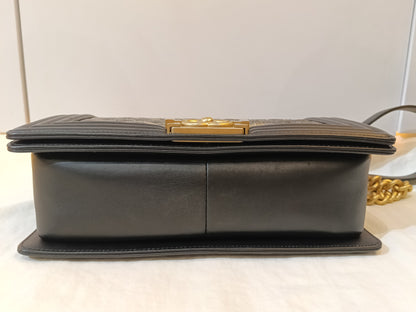 Chanel Boy 25 Crumpled Goatskin Black Gold GHW #26