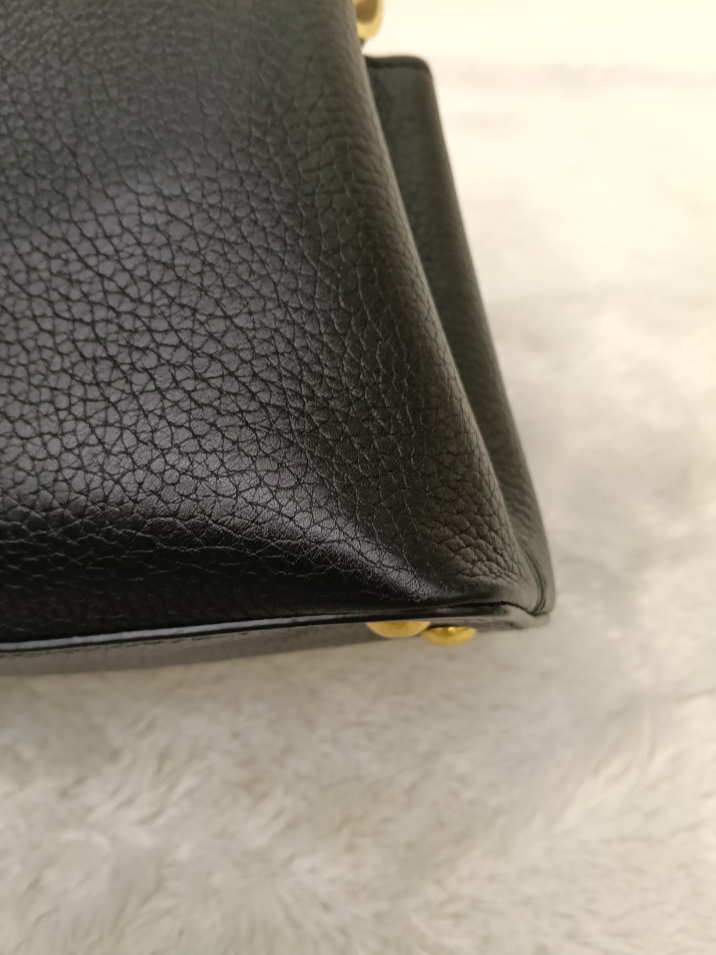 LV Capucines Mini Taurillon Black 2020