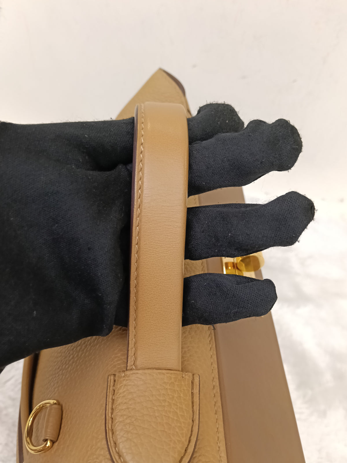 Hermes 2424 29 Togo Biscuit Alezan GHW #Z