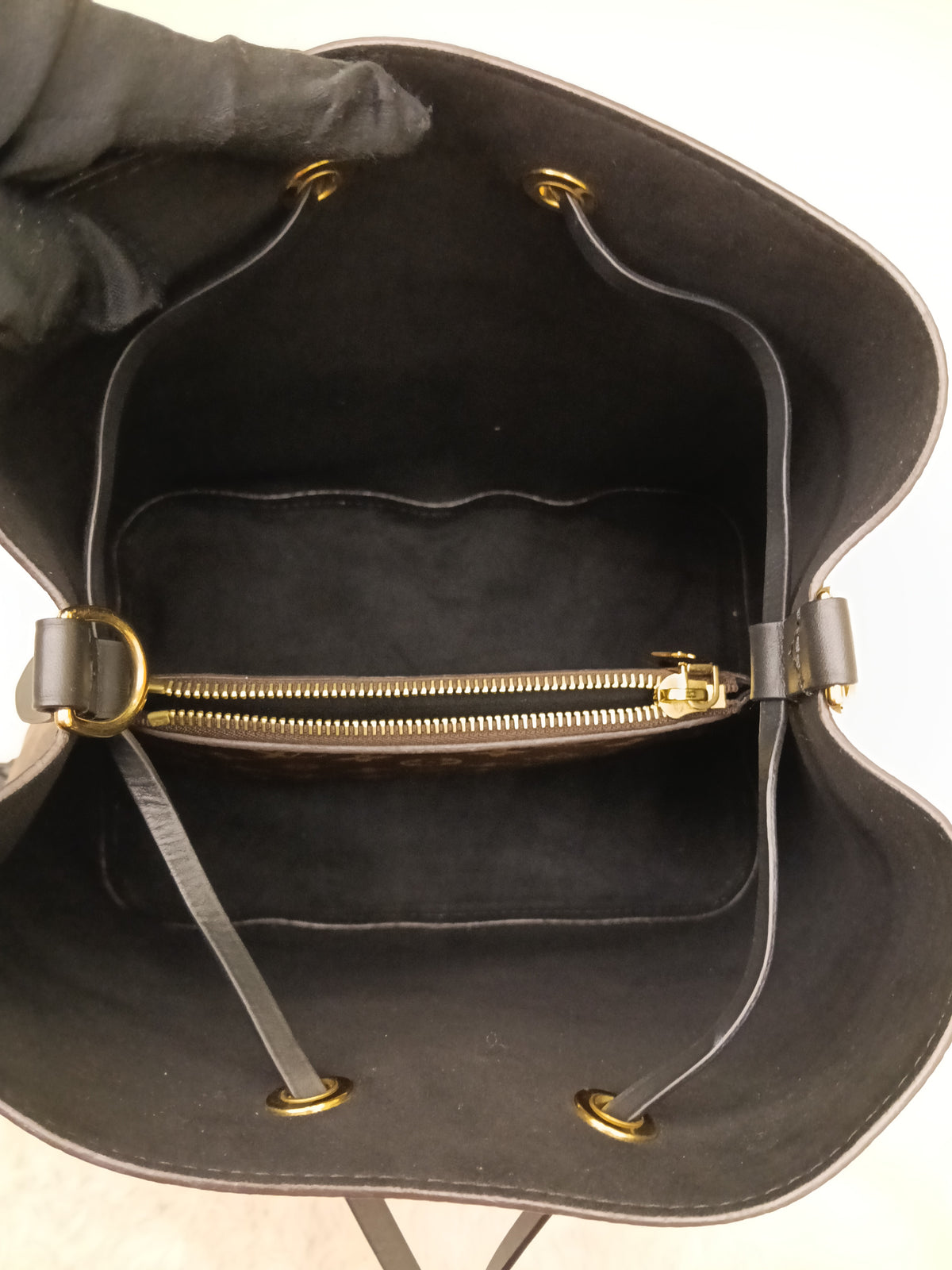 LV Neo Noe MM Monogram Noir 2019