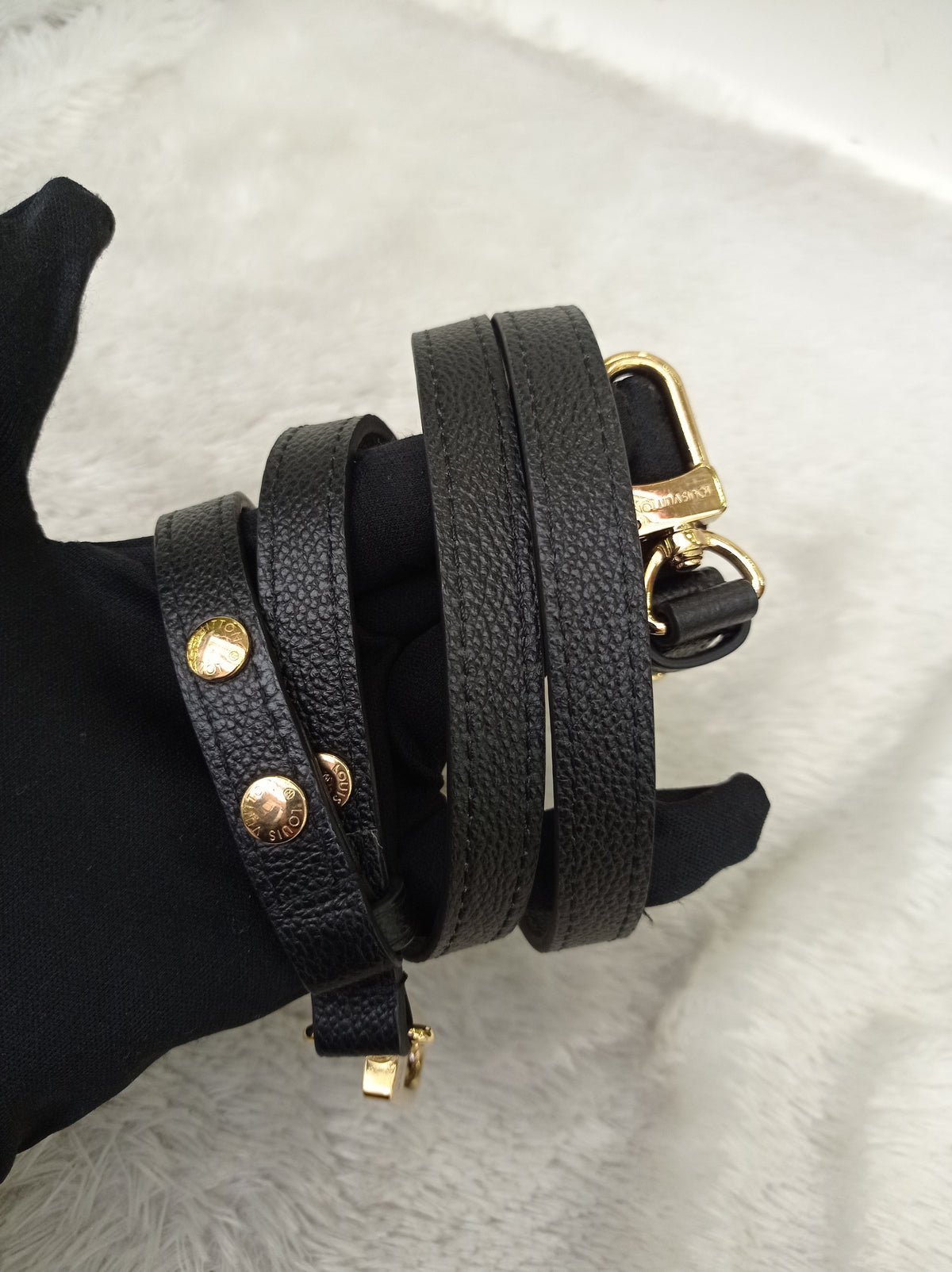 LV Neo Noe MM Monogram Empreinte Noir Creme (CHIP)