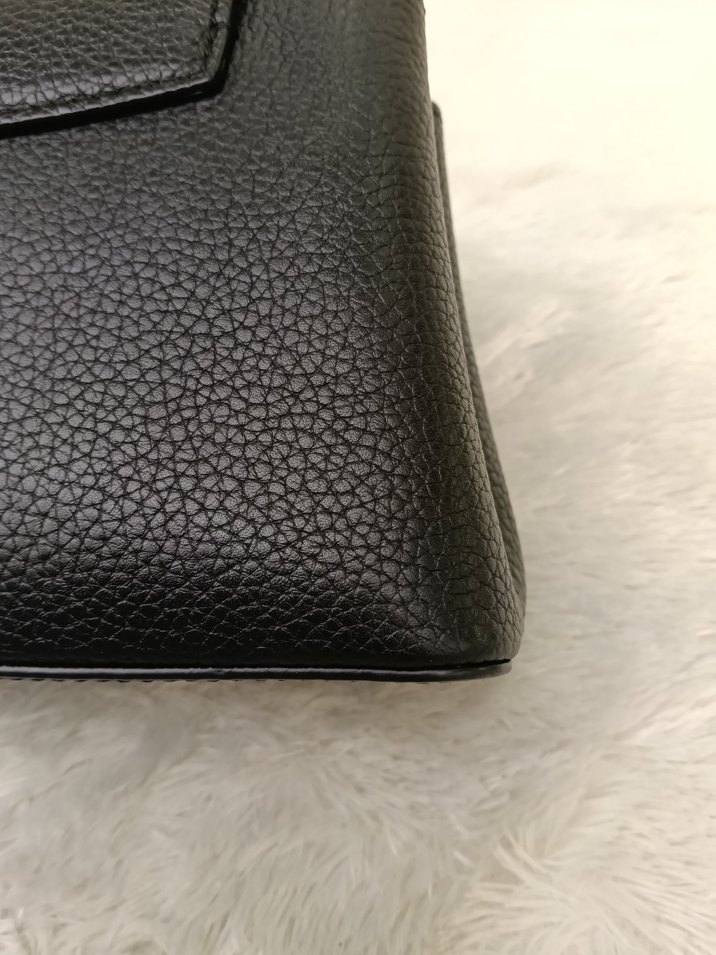 LV Capucines Mini Taurillon Black 2020