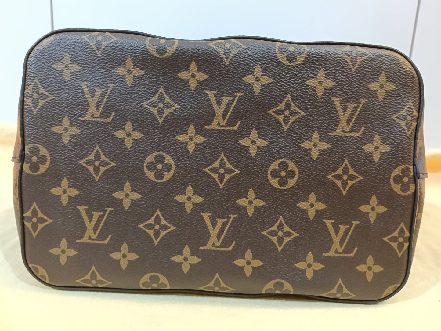 LV Neo Noe MM Monogram Caramel (CHIP)