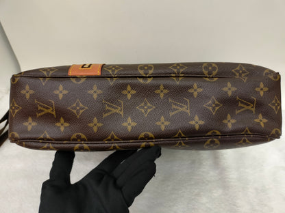 LV Sac Bosphore Monogram 2005