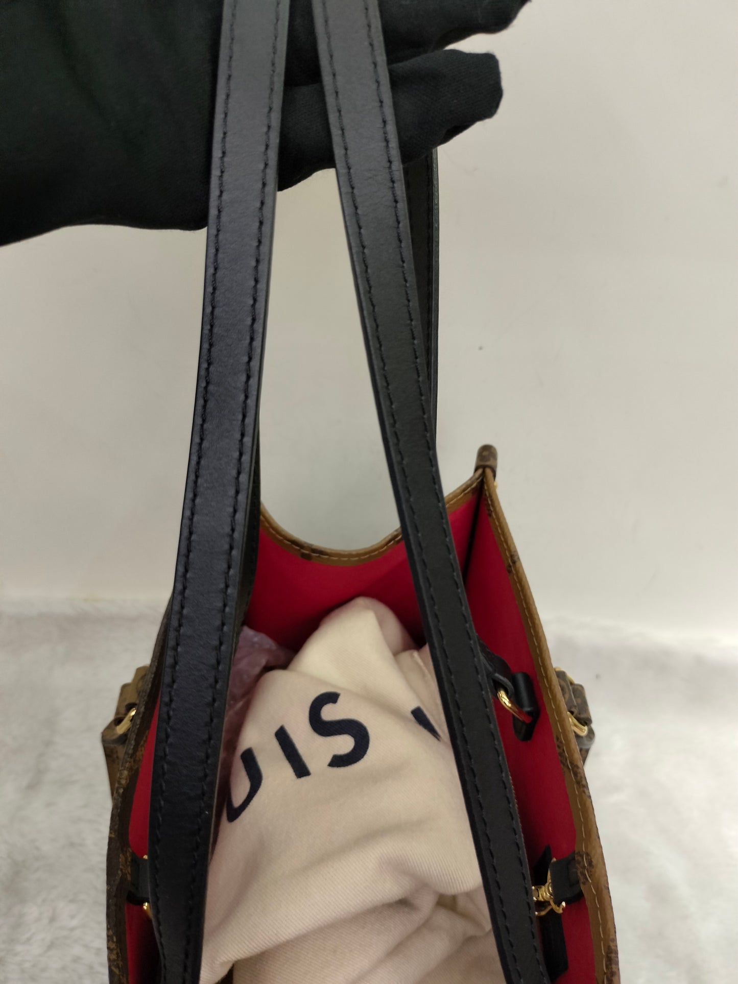 LV OTG MM Monogram Reverse (CHIP)